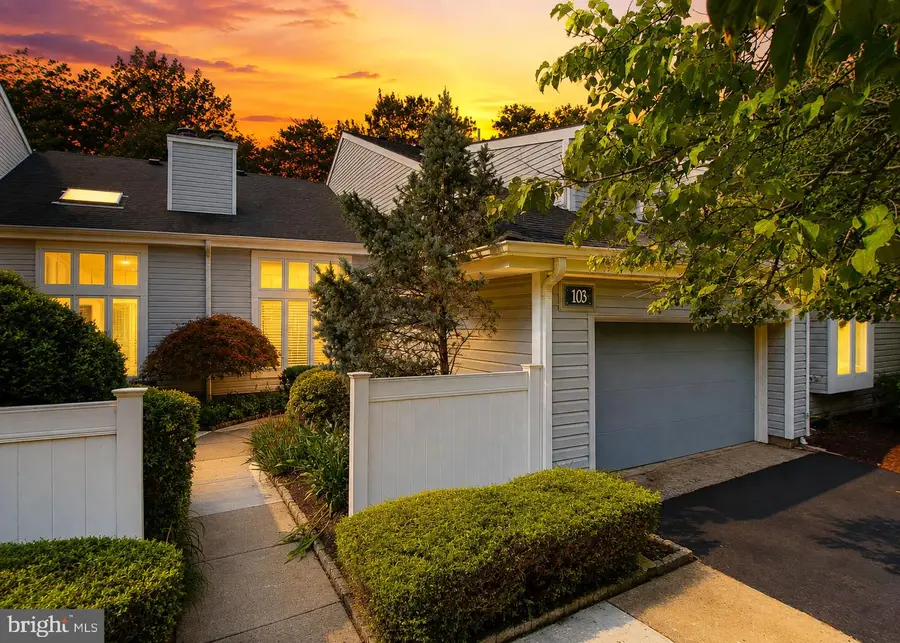 103 Sunshine Lakes Dr, Voorhees, NJ 08043 - #2