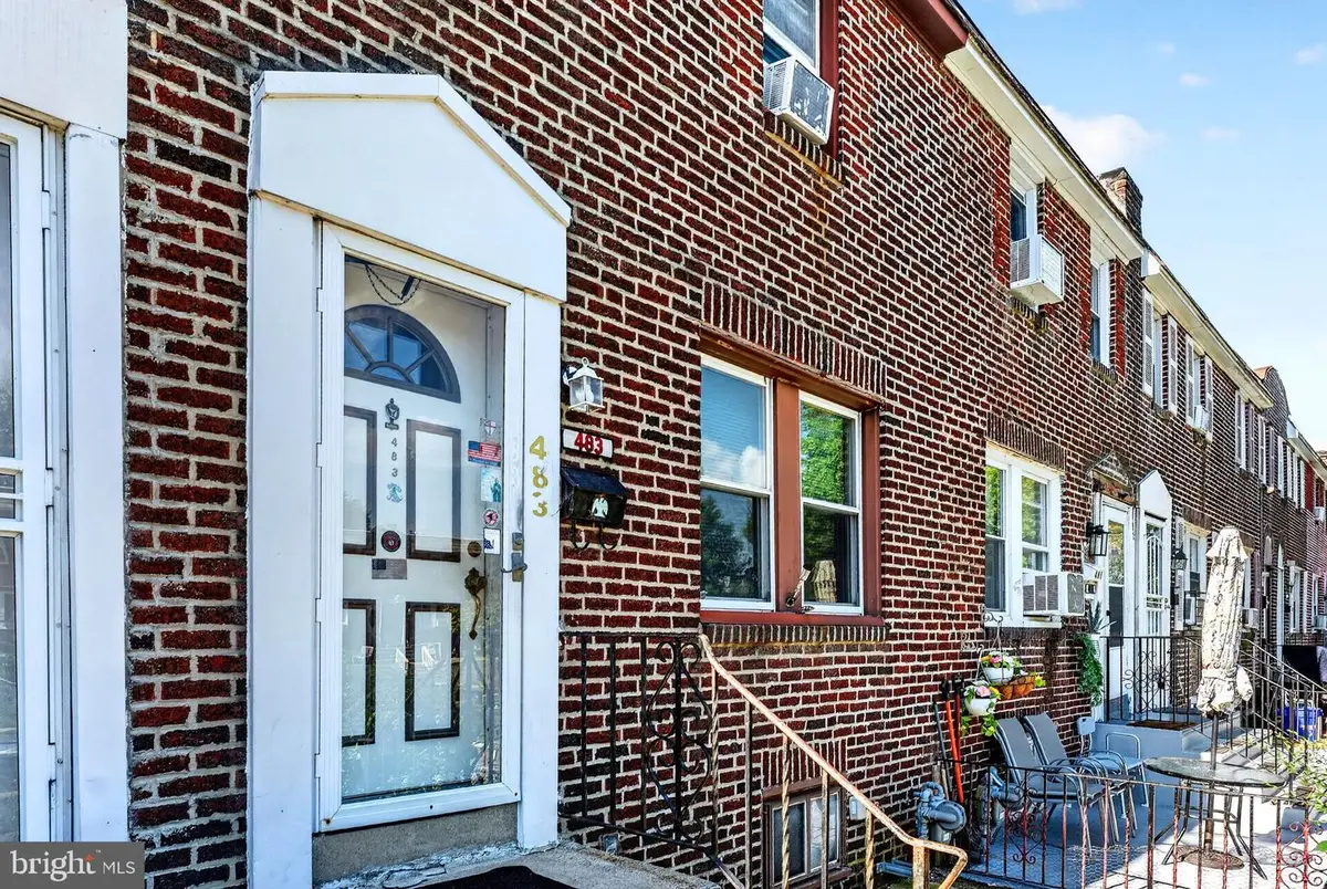 483 Raritan St, Camden, NJ 08105 - #1