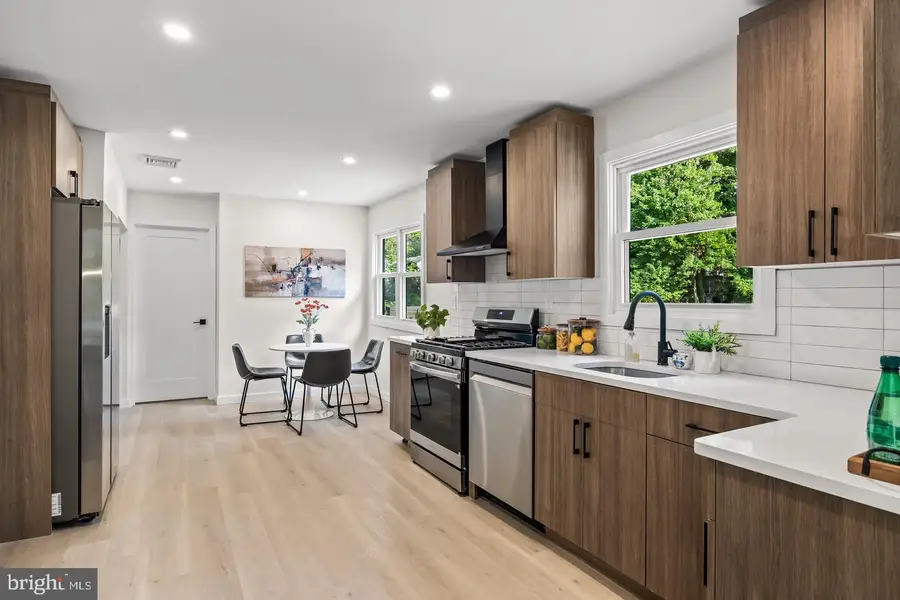 418 Kingston Dr, Cherry Hill, NJ 08034 - #2
