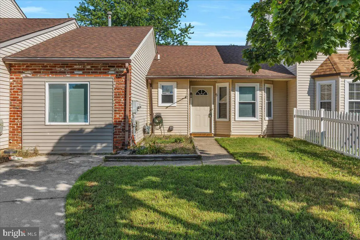 5 Heywood Ln, Sicklerville, NJ 08081 - #1