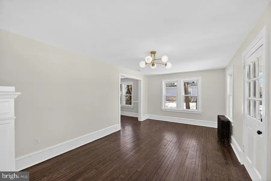 36 E Park Ave, Lindenwold, NJ 08021 - #2
