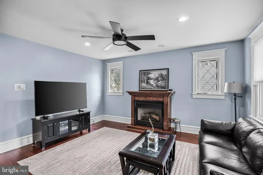 137 W Pine St, Audubon, NJ 08106 - #3
