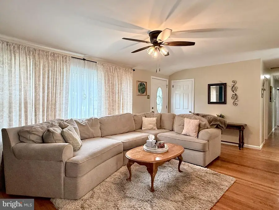 618 7th Ave, Lindenwold, NJ 08021 - #2