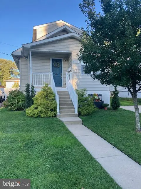 882 Crescent Ave, RUNNEMEDE, NJ 08078