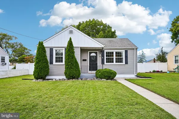 95 Shepherd Rd, CHERRY HILL, NJ 08034