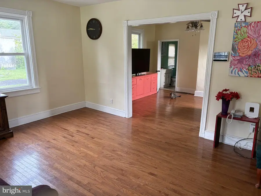 518 Ashland Ave, Magnolia, NJ 08049 - #3