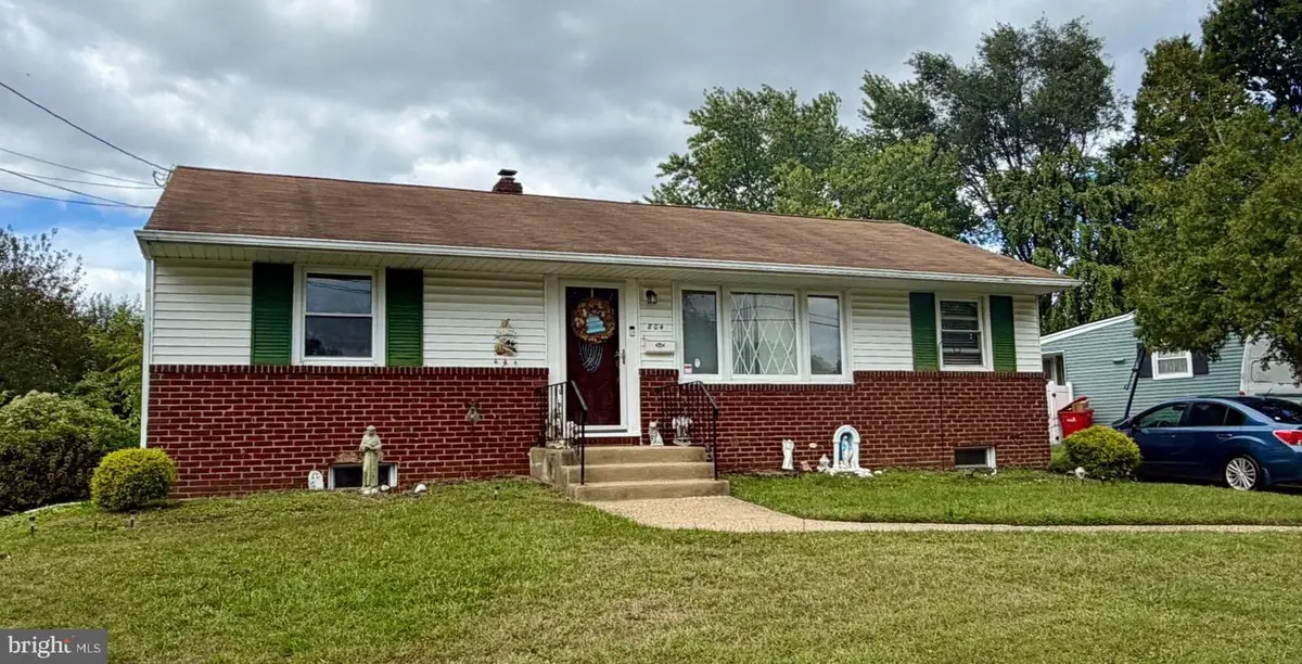 804 Burbank Dr, Somerdale, NJ 08083 - #1