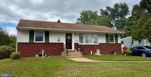 804 Burbank Dr, SOMERDALE, NJ 08083
