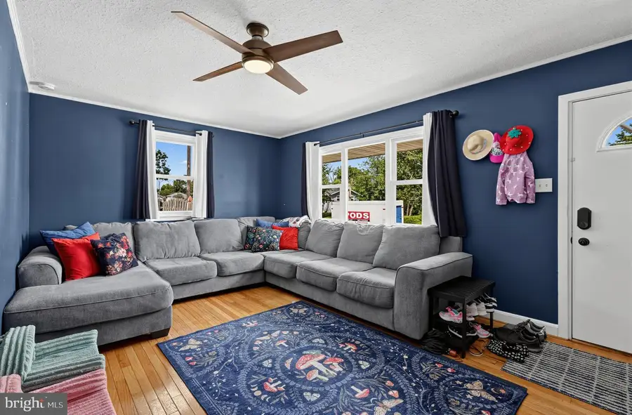 336 10th Ave, Lindenwold, NJ 08021 - #2