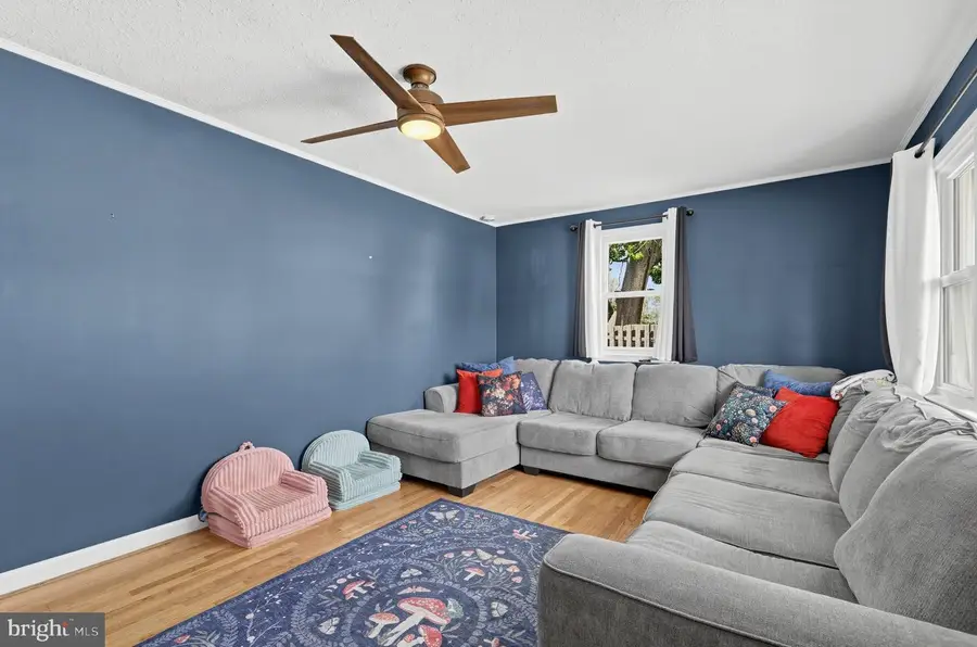 336 10th Ave, Lindenwold, NJ 08021 - #3