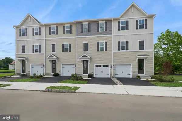 46 Silverbell Ave, BERLIN, NJ 08009
