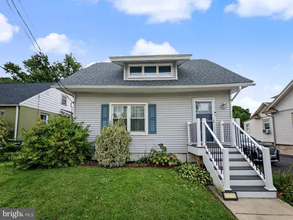 218 Reading Ave, BARRINGTON, NJ 08007