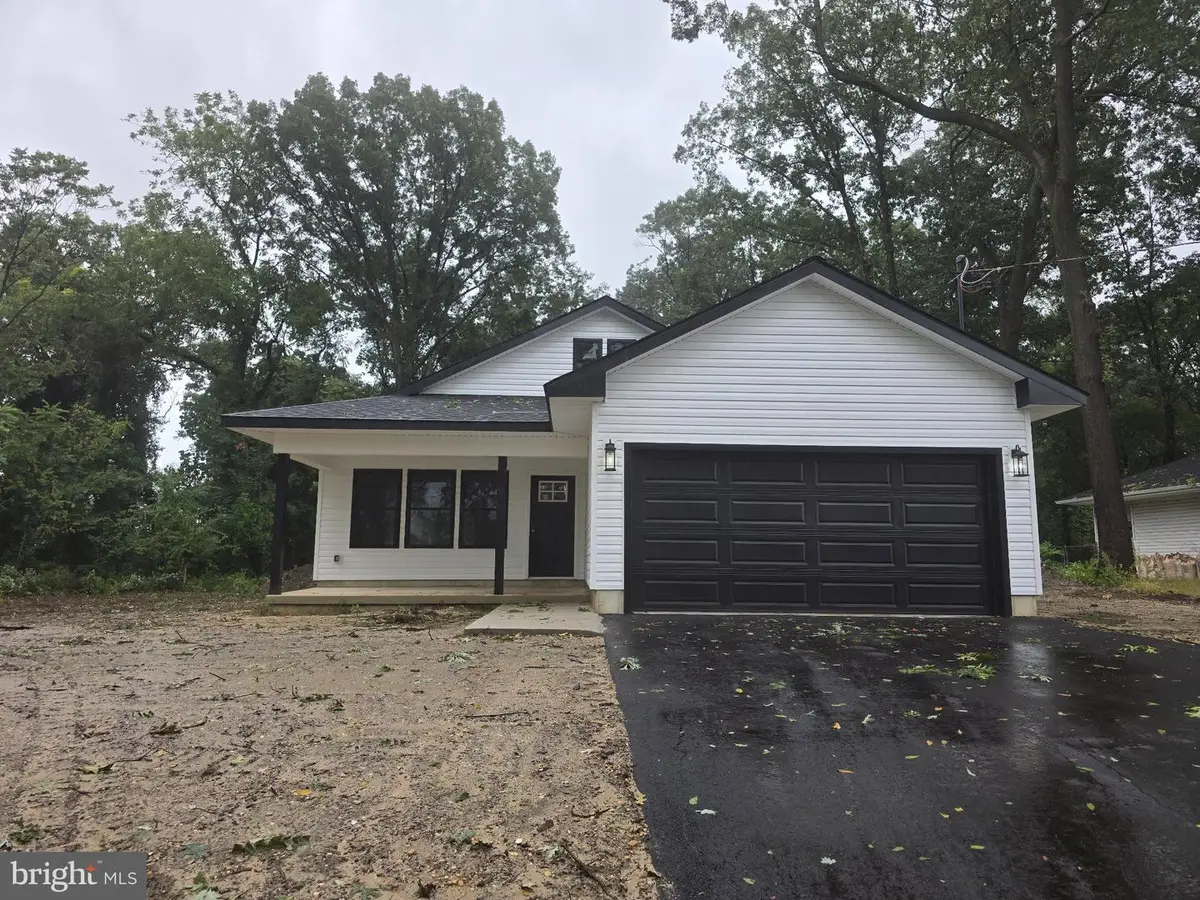 15 Hilltop Ave, Blackwood, NJ 08012 - #1
