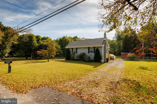 222 Zimmerman Ave, CHESILHURST, NJ 08089