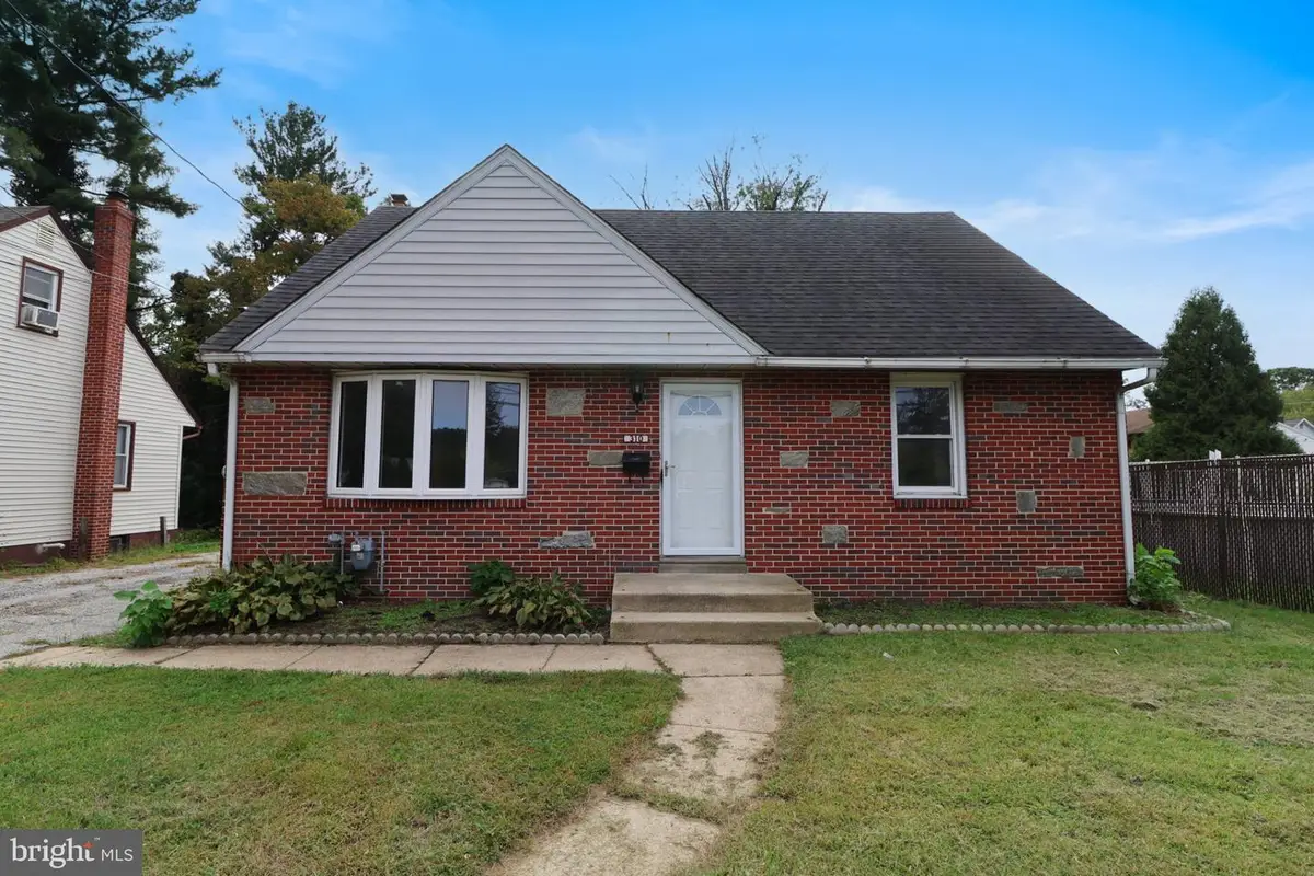 310 E Church St, Blackwood, NJ 08012 - #1