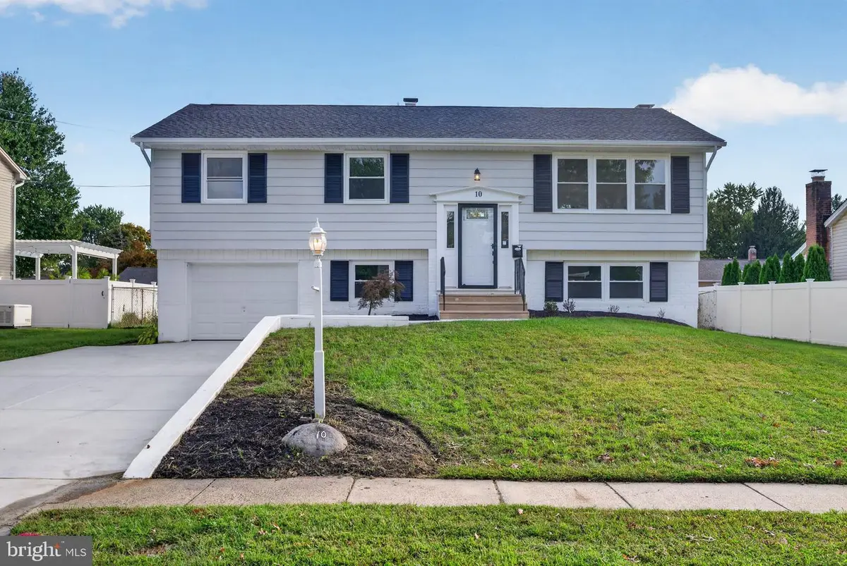 10 Cobblestone Rd, Cherry Hill, NJ 08003 - #1