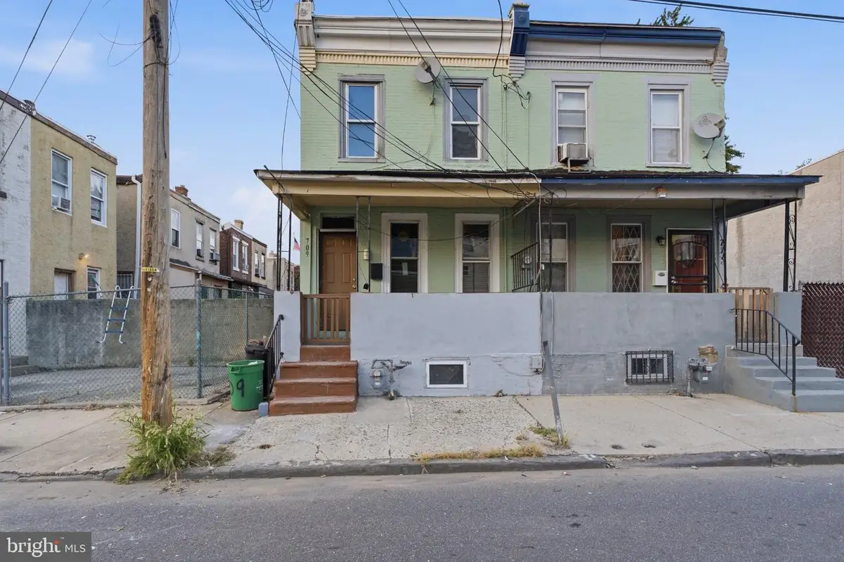 709 Cedar St, Camden, NJ 08102 - #1