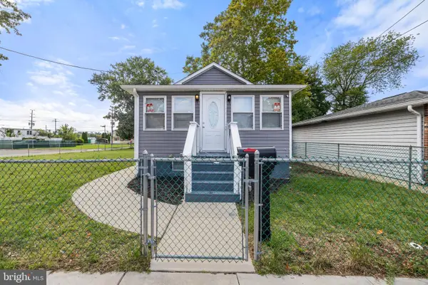 908 Cherry St, GLOUCESTER CITY, NJ 08030