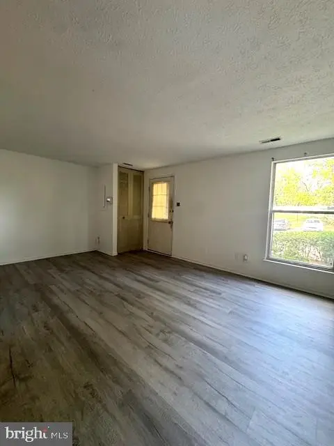 1910 Greenwood Dr, Lindenwold, NJ 08021 - #2