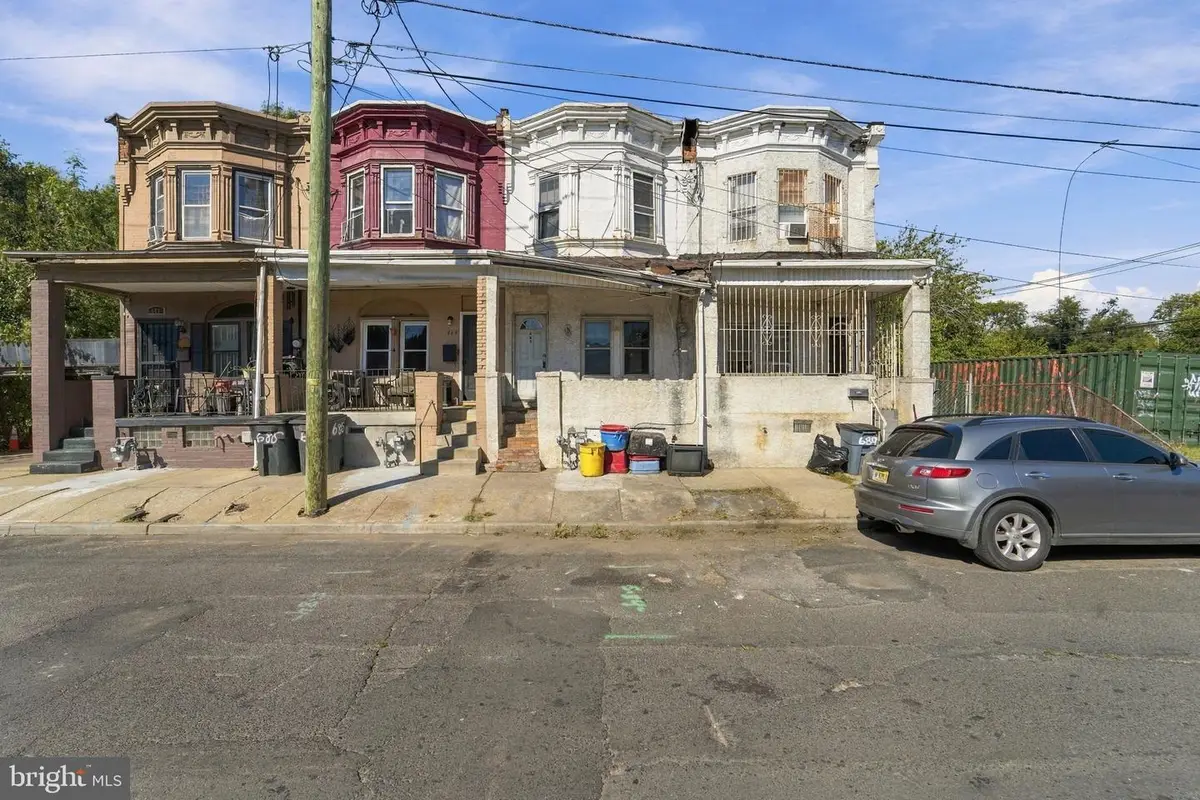687 Fairview St, Camden, NJ 08104 - #1