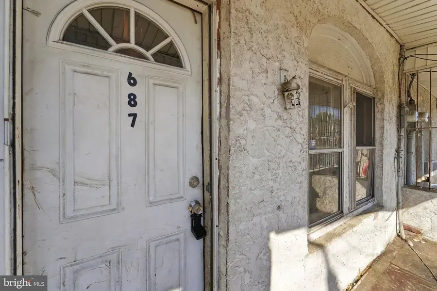 687 Fairview St, Camden, NJ 08104 - #3