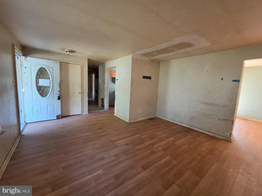 450 S Hawthorne Ave, Lindenwold, NJ 08021 - #3