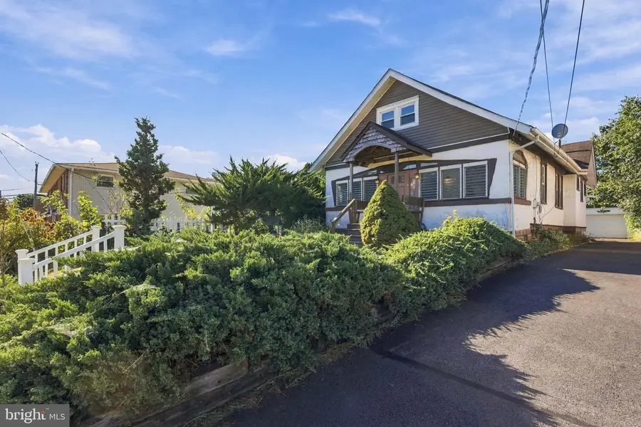88 Manor Ave, Oaklyn, NJ 08107 - #2