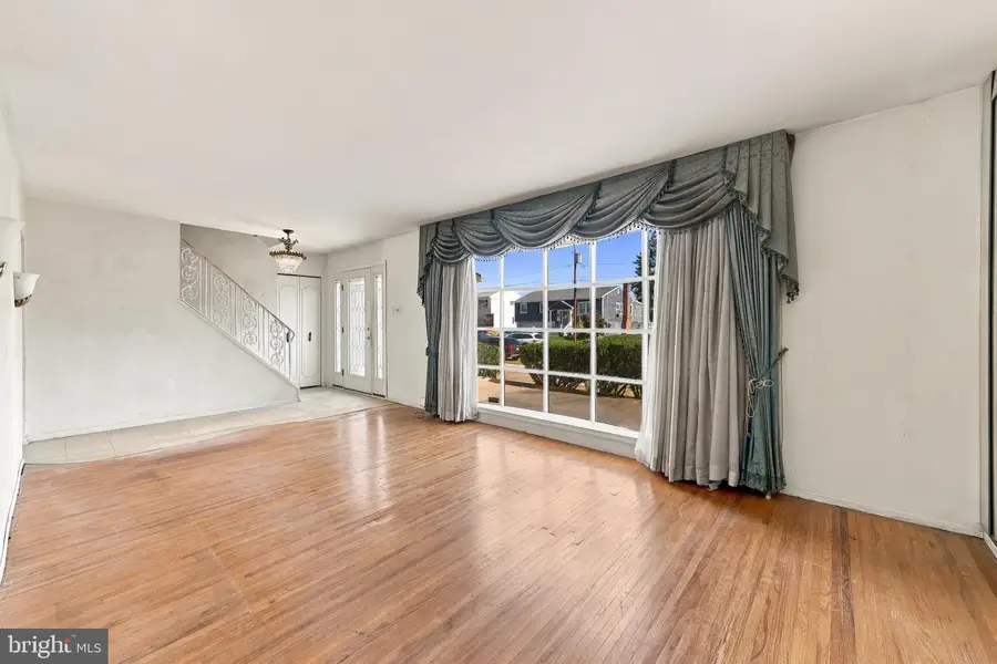 2613 Pettit Rd, Pennsauken, NJ 08109 - #3
