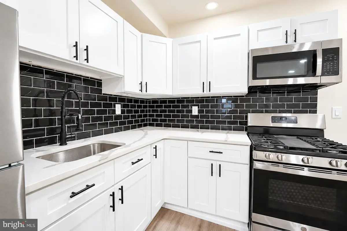 518 Jefferson St, Camden, NJ 08104 - #1