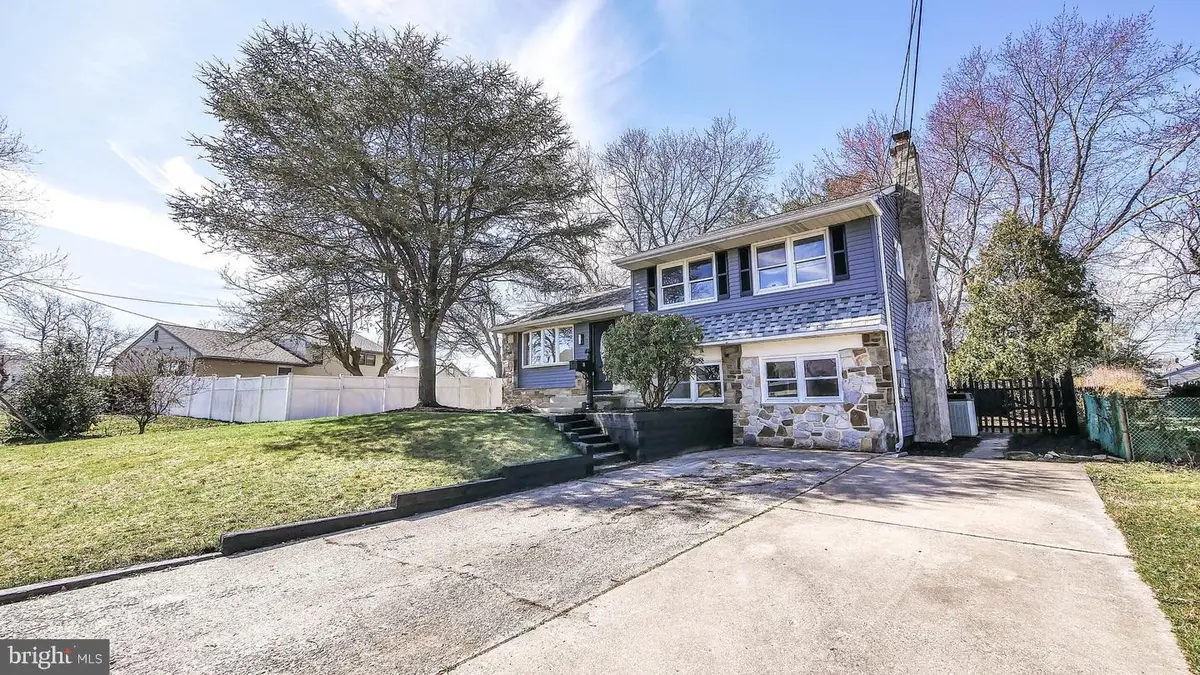 2 Green Ridge Rd, Voorhees, NJ 08043 - #1