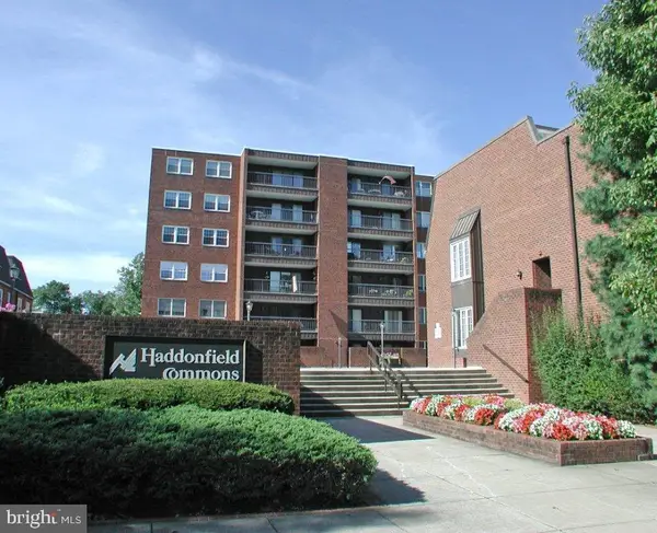 205 Haddonfield Cmns, HADDONFIELD, NJ 08033