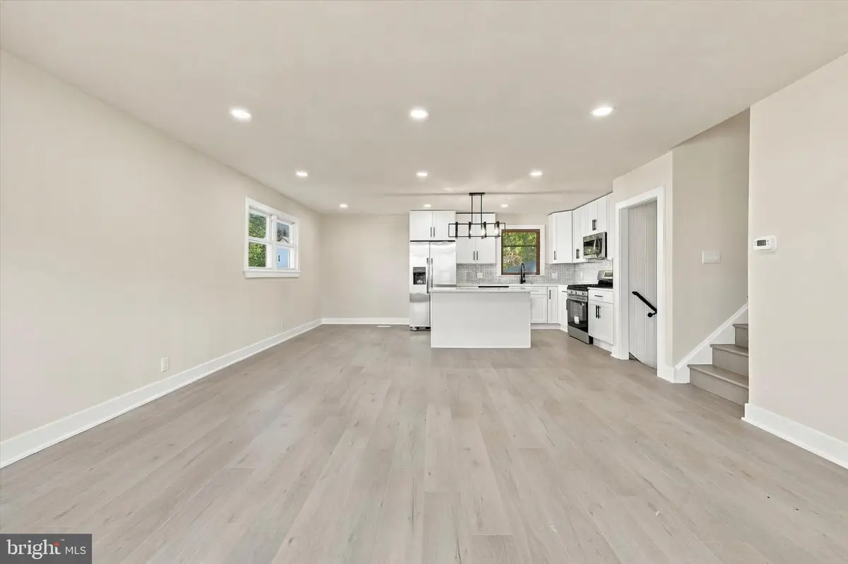 8 Great Oak Rd, Voorhees, NJ 08043 - #1