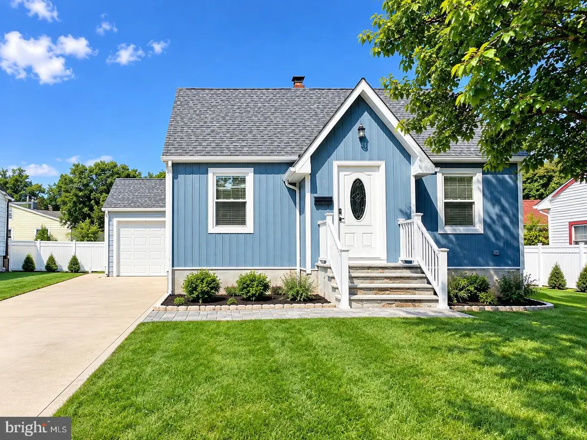 49 E Buckingham Ave, Mount Ephraim, NJ 08059 - #1