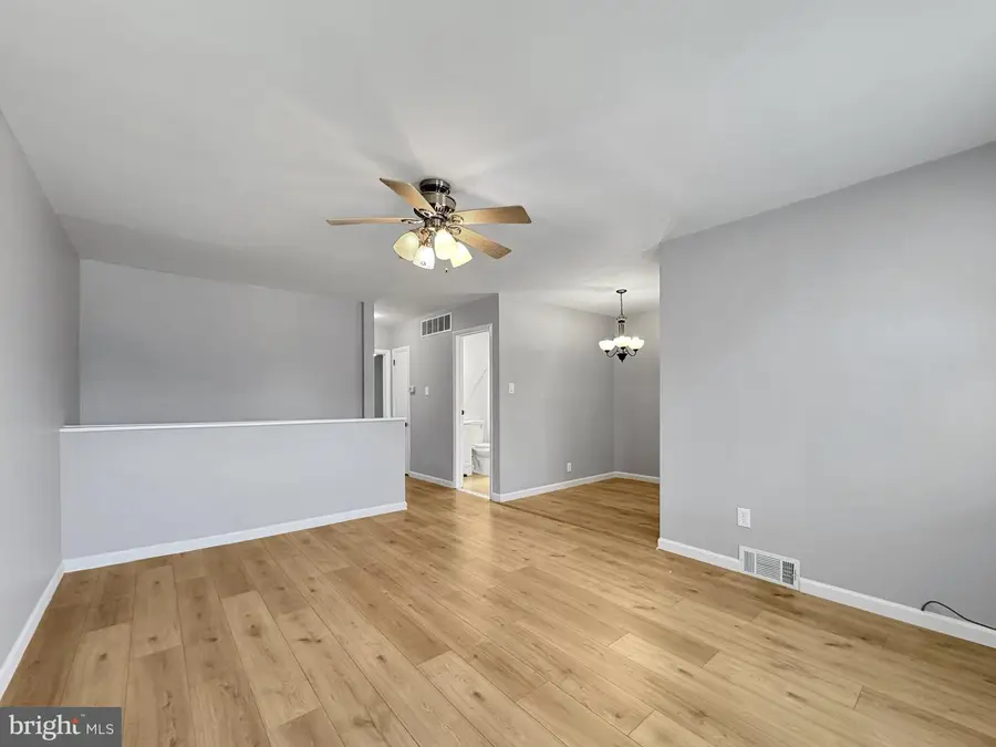 869 W Browning Rd, Bellmawr, NJ 08031 - #3