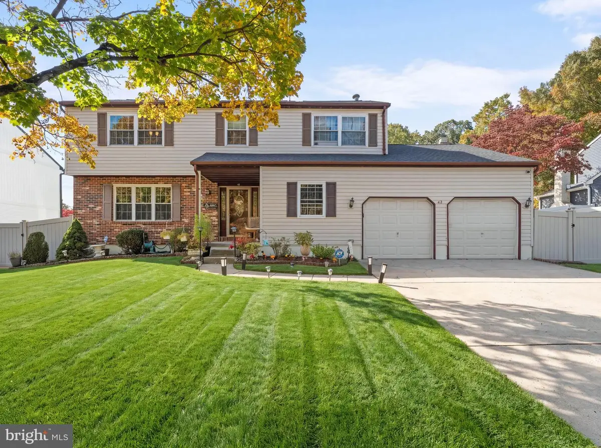 42 N Green Acre Dr, Cherry Hill, NJ 08003 - #1