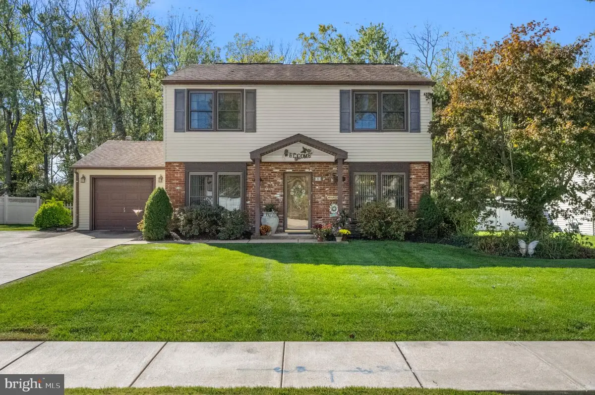 8 Washington Dr, Clementon, NJ 08021 - #1