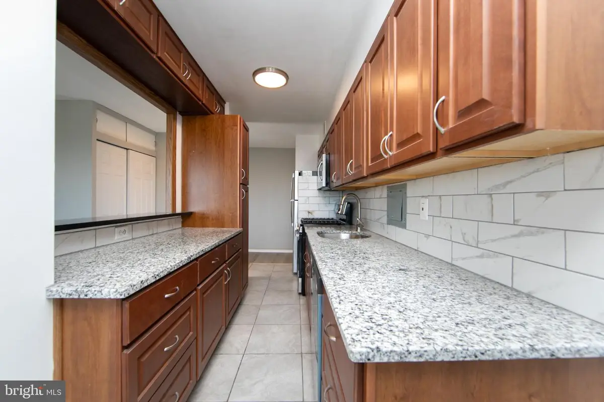 807 Barclay Towers Walk, Cherry Hill, NJ 08034 - #1