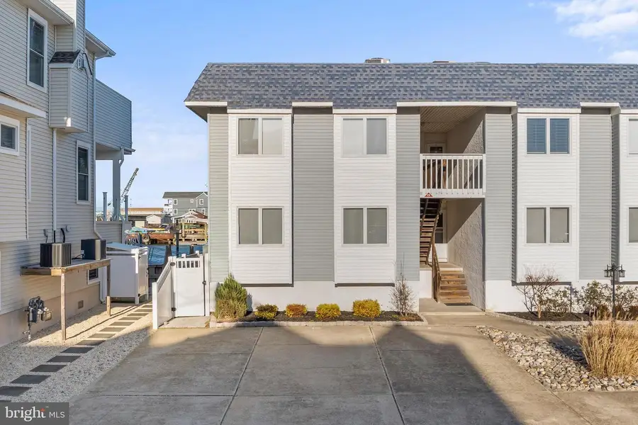 621 W Burk Ave #a, Wildwood, NJ 08260 - Image #2