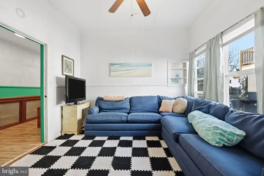 128 W Roberts Ave, Wildwood, NJ 08260 - Image #2