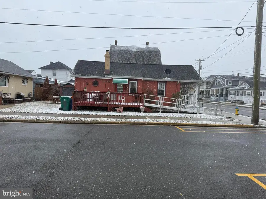 335 W Glenwood Ave, Wildwood, NJ 08260 - #2