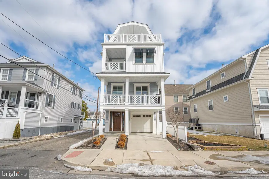 9 E 11th St, Ocean City, NJ 08226 - #3