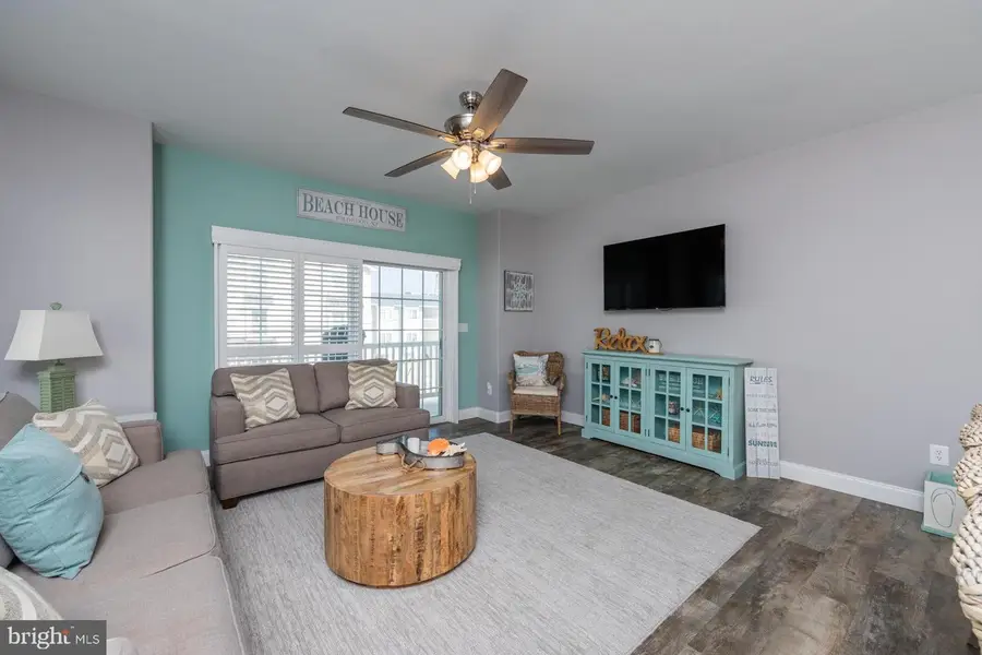 620 W Burk Ave #102, Wildwood, NJ 08260 - #3