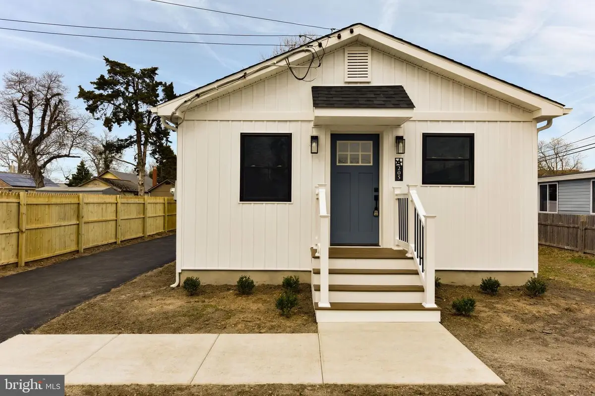 205 W Atlantic Ave, Villas, NJ 08251 - #1