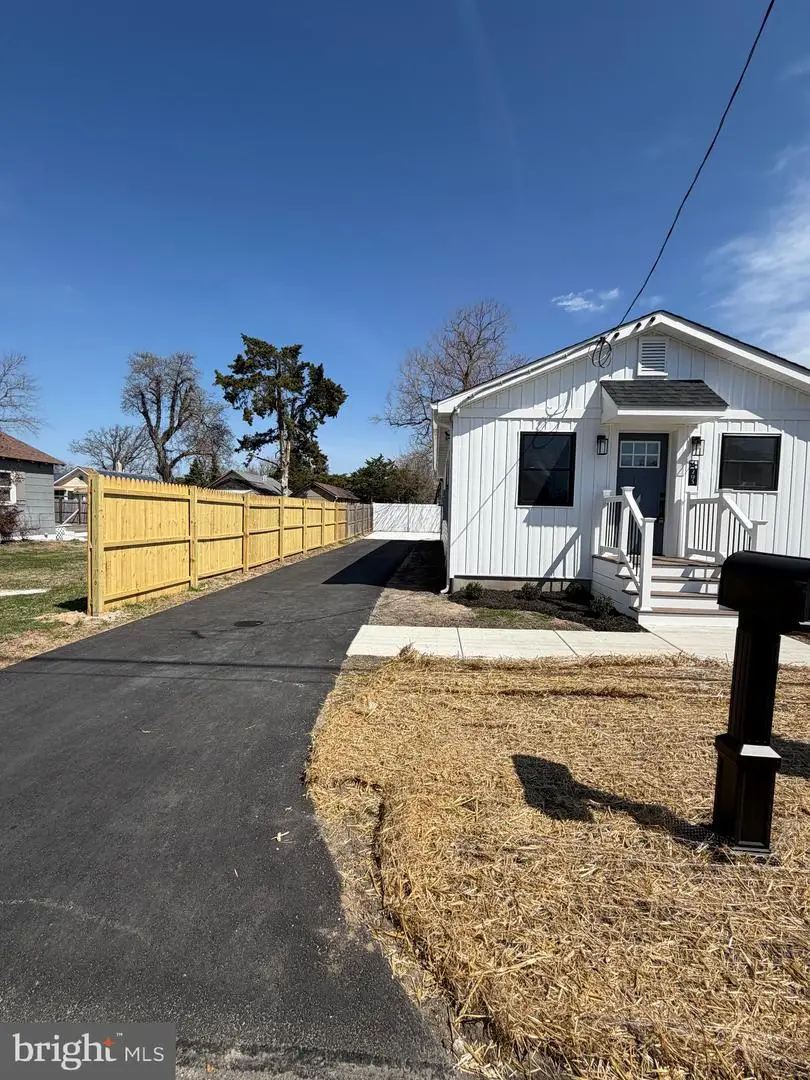 205 W Atlantic Ave, Villas, NJ 08251 - #3