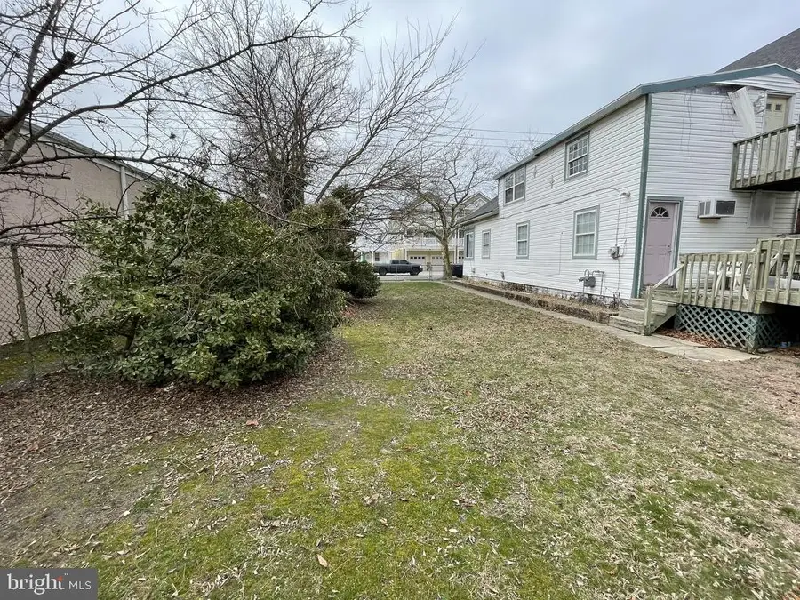 417 W Roberts Ave, Wildwood, NJ 08260 - #3