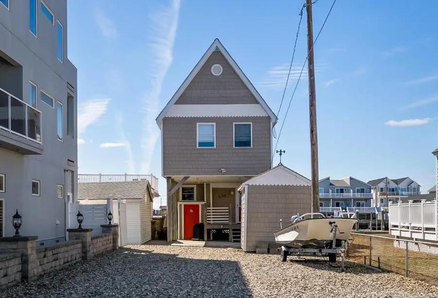 424 W 17th Ave, Wildwood, NJ 08260 - #2