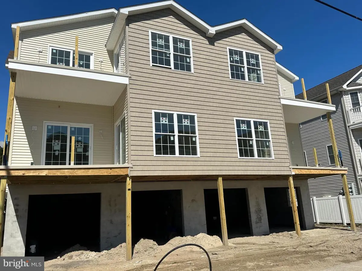 121 E Maple Ave #1, Wildwood, NJ 08260 - #1