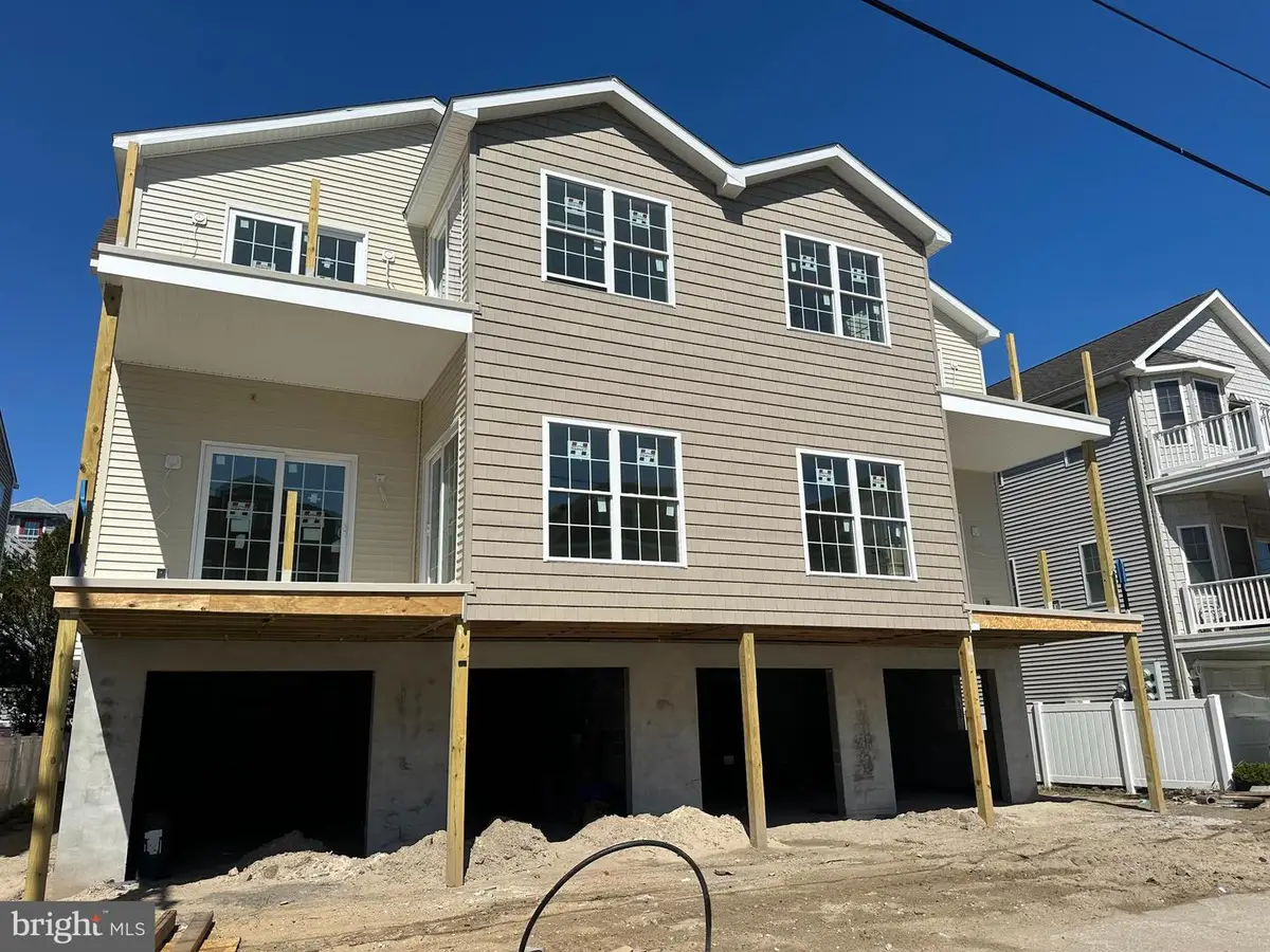 121 E Maple Ave #4, Wildwood, NJ 08260 - #1