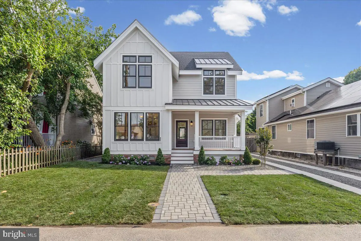 11 E Mechanic St, West Cape May, NJ 08204 - #1