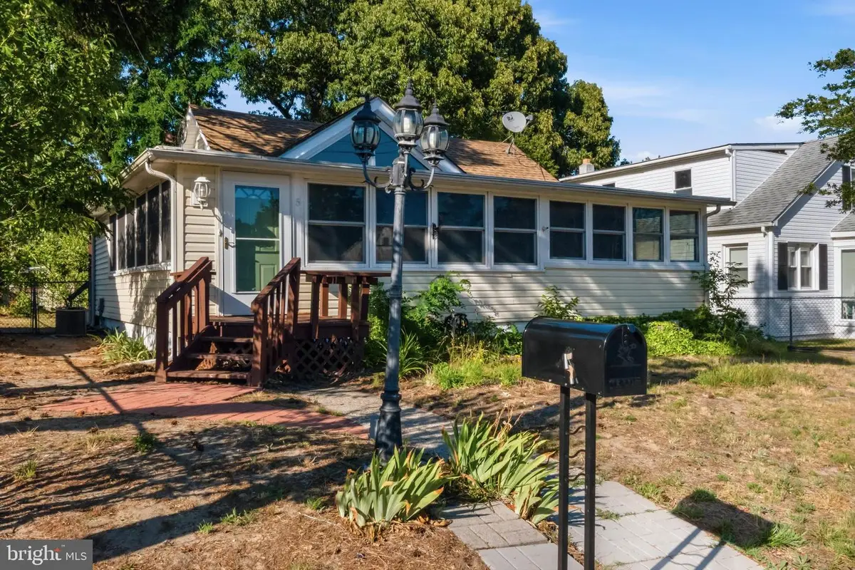 5 W Drumbed Rd, Villas, NJ 08251 - #1